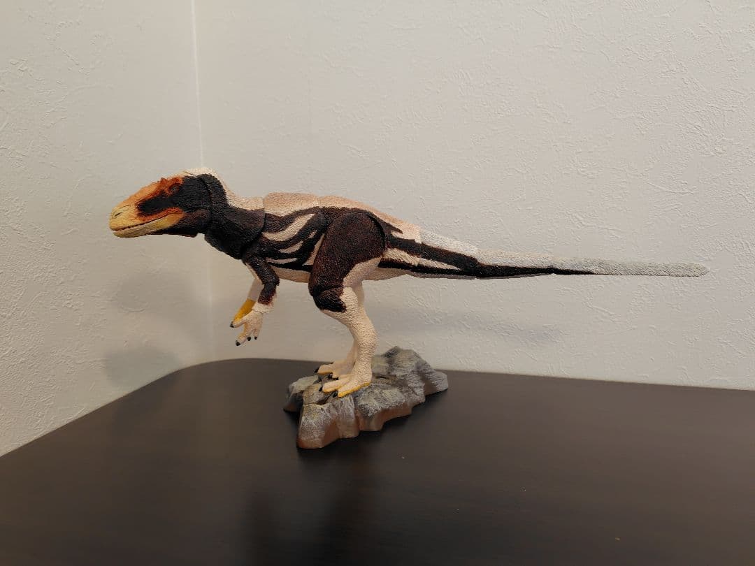 beasts of the mesozoic　ユウティラヌス　恐竜　フィギュア