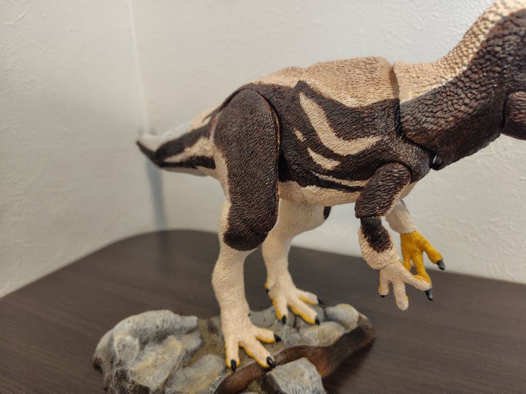 beasts of the mesozoic　ユウティラヌス　恐竜　フィギュア