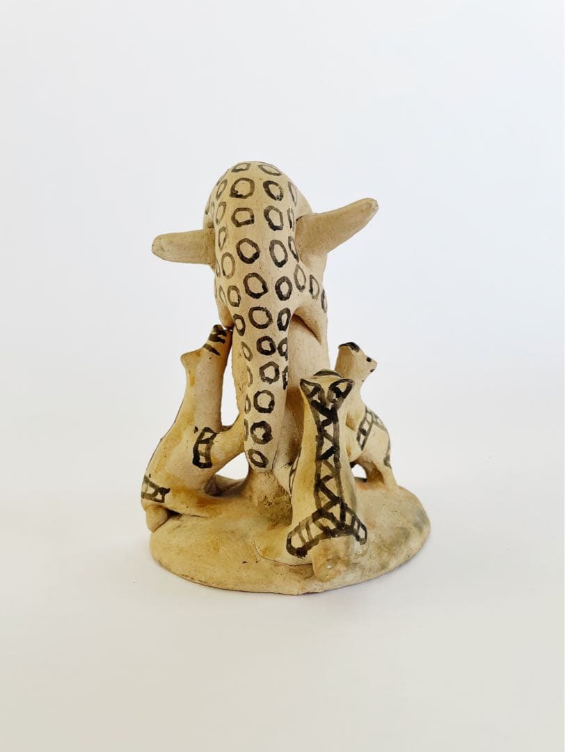 工芸品 Karaja pottery