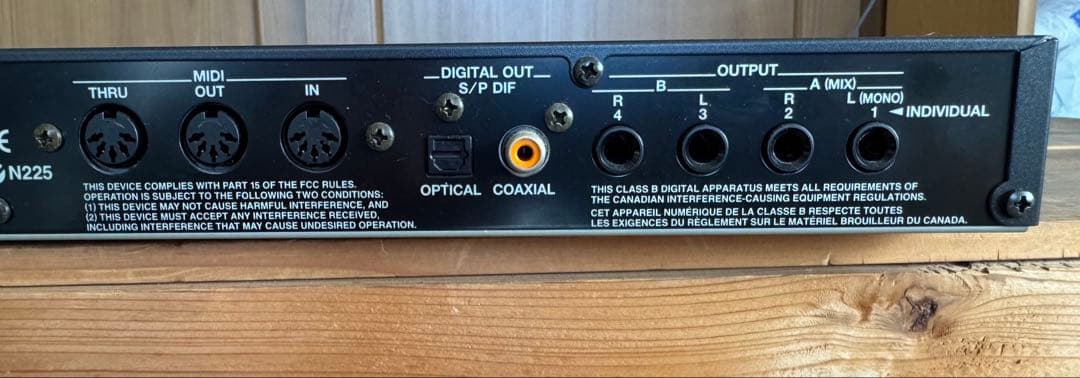 Roland XV-5050 シンセサイザー音源モジュール