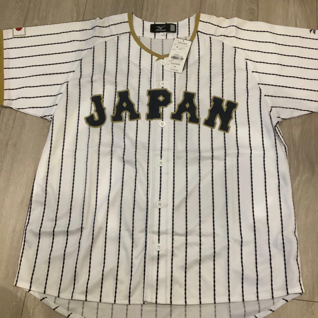 東京ヤクルトスワローズ　山田哲人　侍ジャパン　ユニフォーム　LーOサイズ　未使用