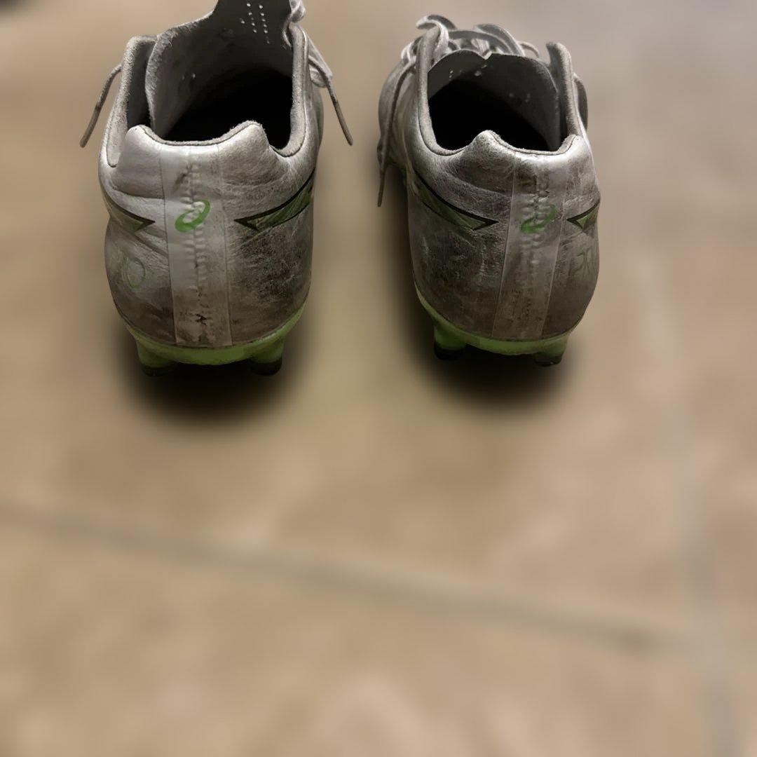 asicsエックスフライプロ3
