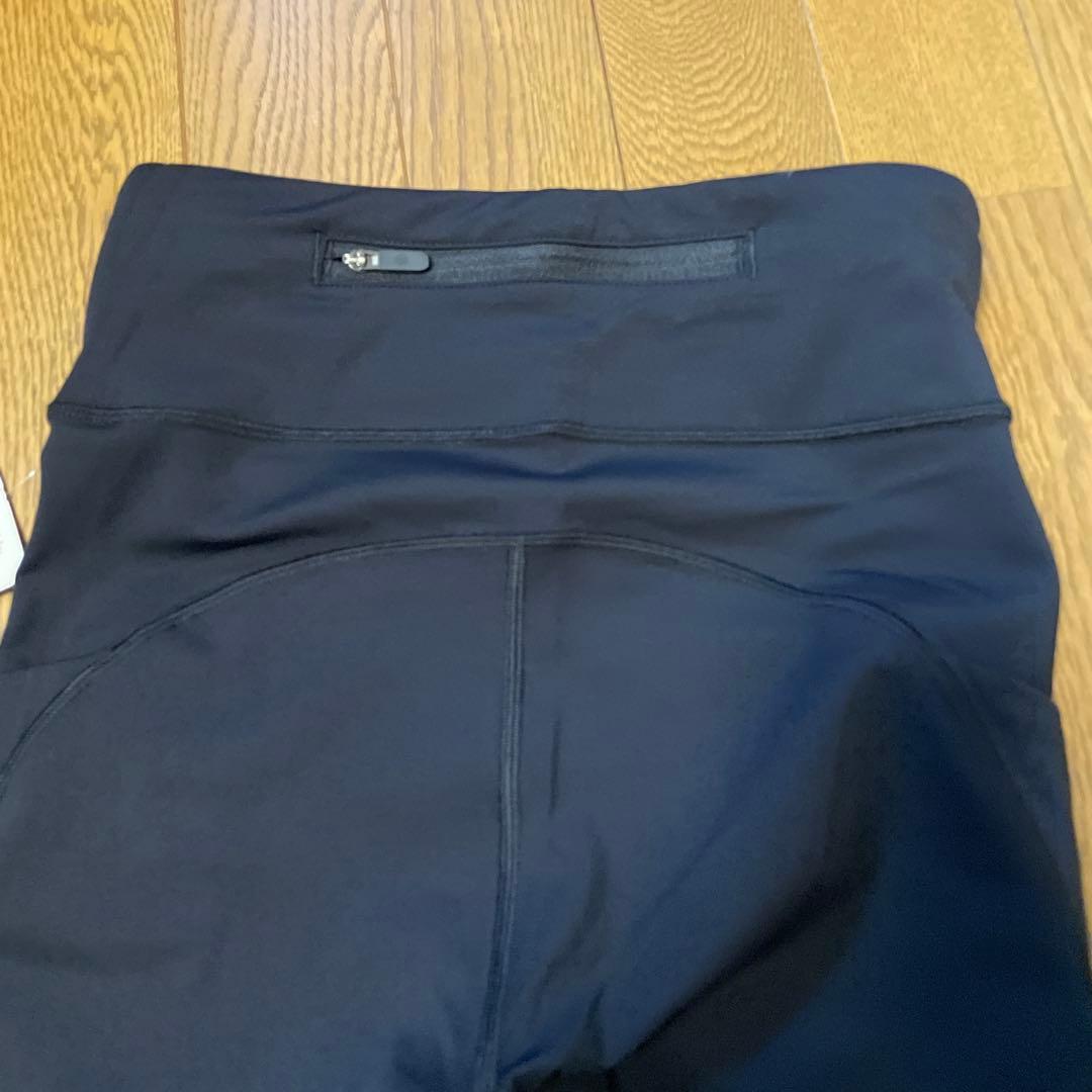 ルルレモンブラックレギンス ポケット付き
