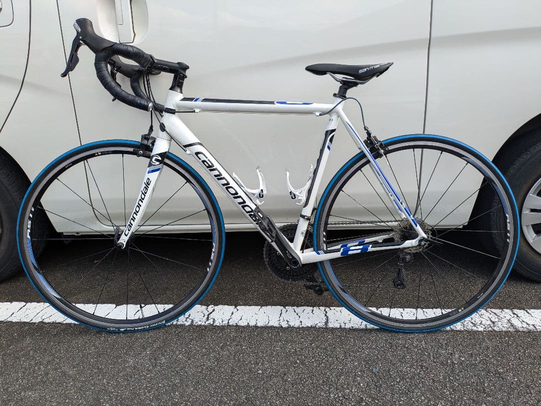 よしりん Cannondale caad8 TIAGRA改105S