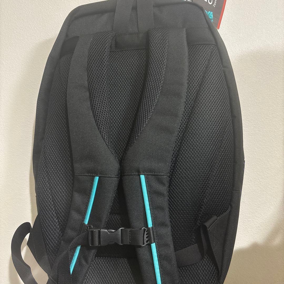 YONEX バドミントン バックパック 30L ブラック/シルバー