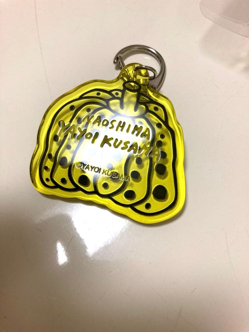 草間彌生 アクリルキーホルダー かぼちゃ 4個セット