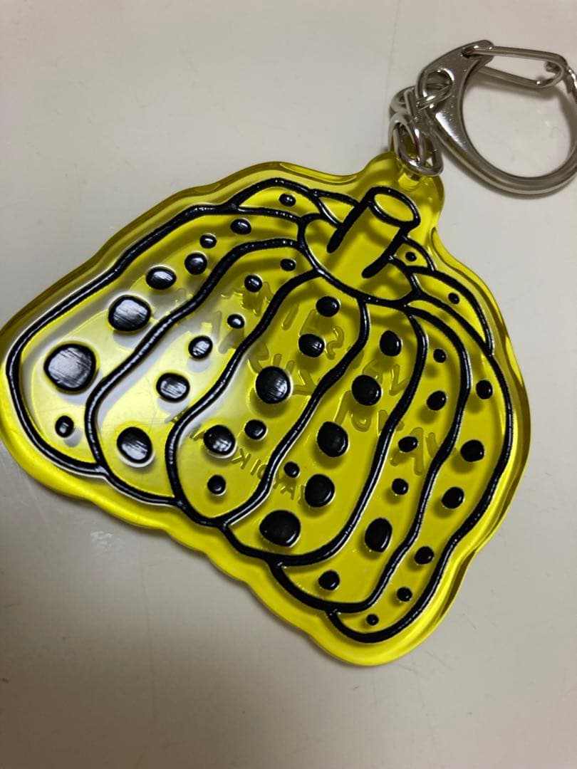 草間彌生 アクリルキーホルダー かぼちゃ 4個セット
