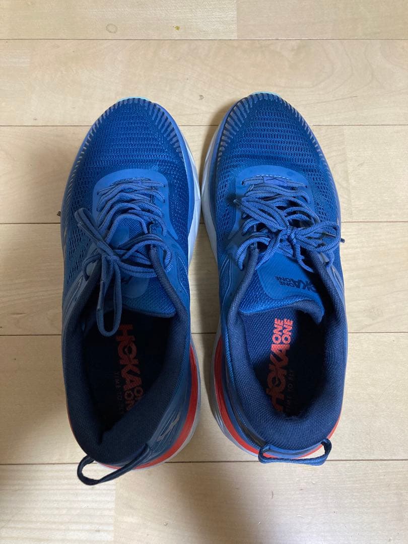 スパイク・シューズ HOKA ONE ONE BONDI7