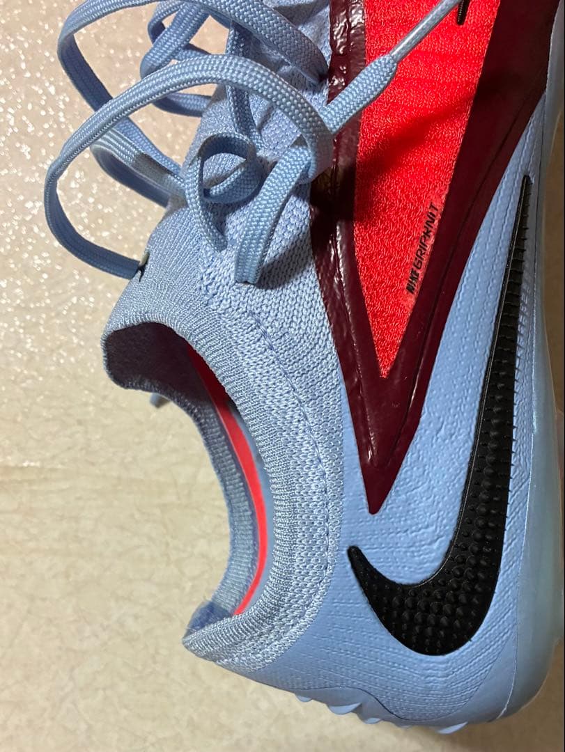 美品　Nike Phantom サッカーシューズ レッド/グレー