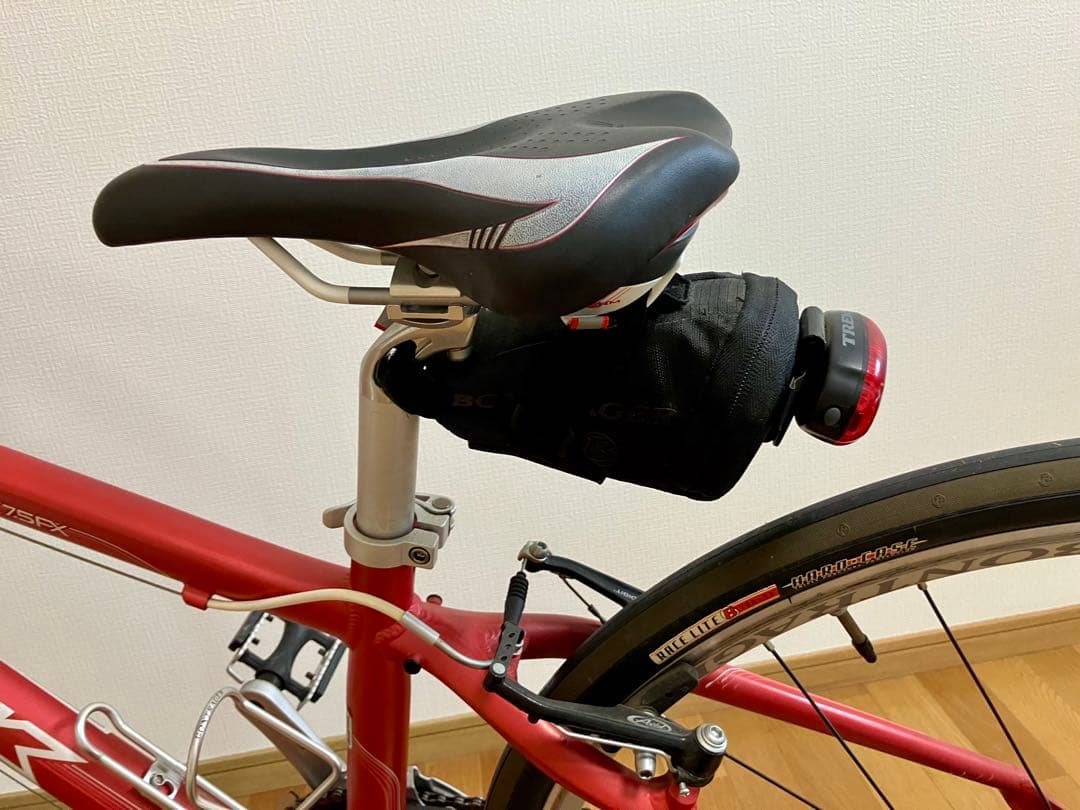 Trek 7.5FX 女性用wsdサイズ15 愛知県一宮市引き取り限定(発送不可