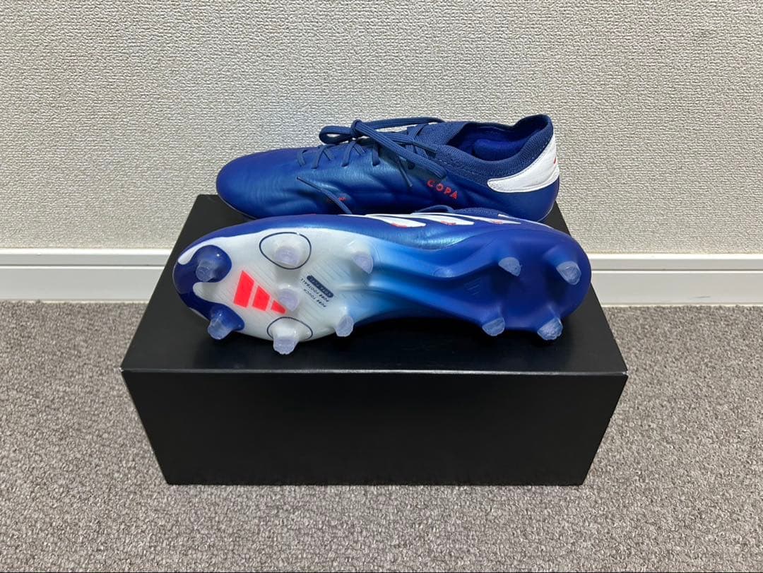 サッカースパイク　コパピュア2＋　adidas