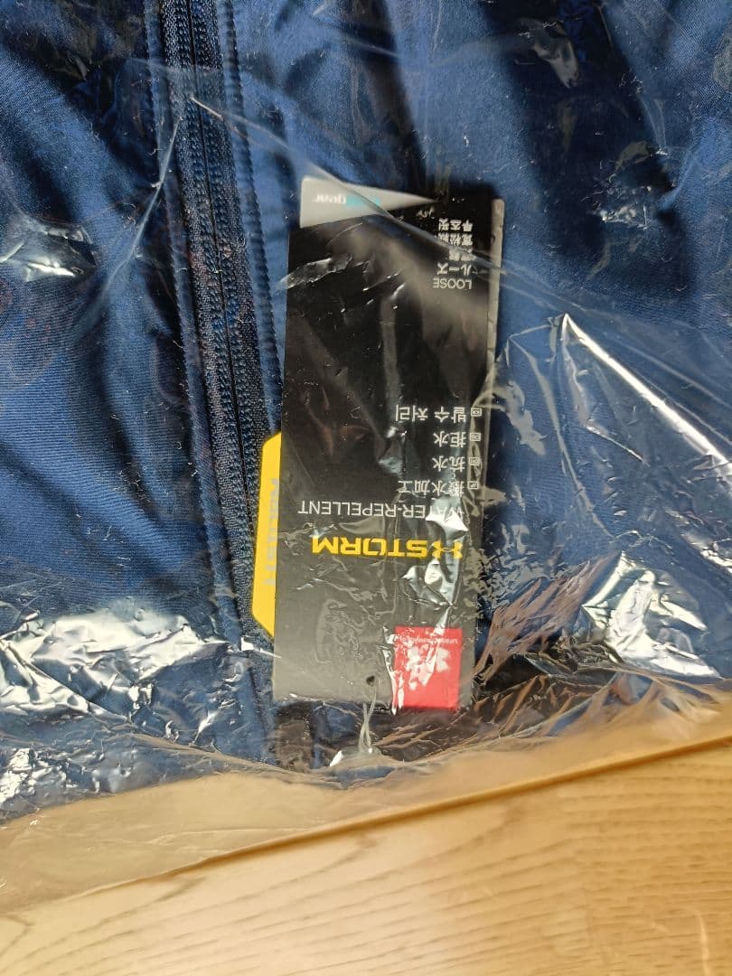 UNDER ARMOUR 子供用ダウンコート 150センチ（裏地ピンク）
