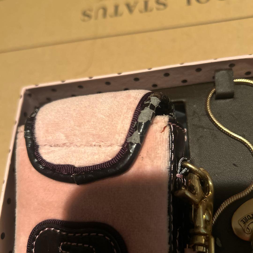 Juicy Couture 携帯電話ケース & ランヤード