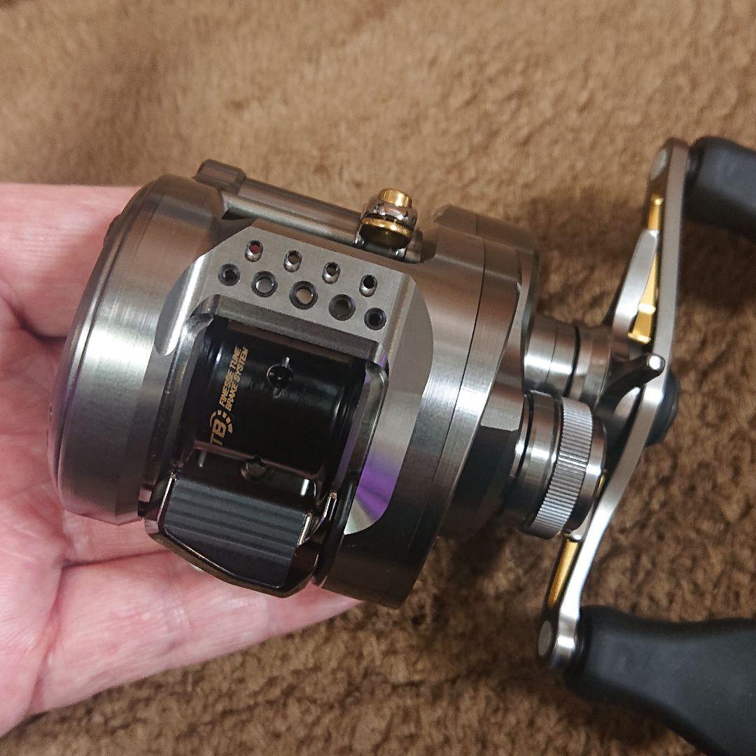 【極美品】シマノ 23カルカッタコンクエストBFS XG 右ハンドル