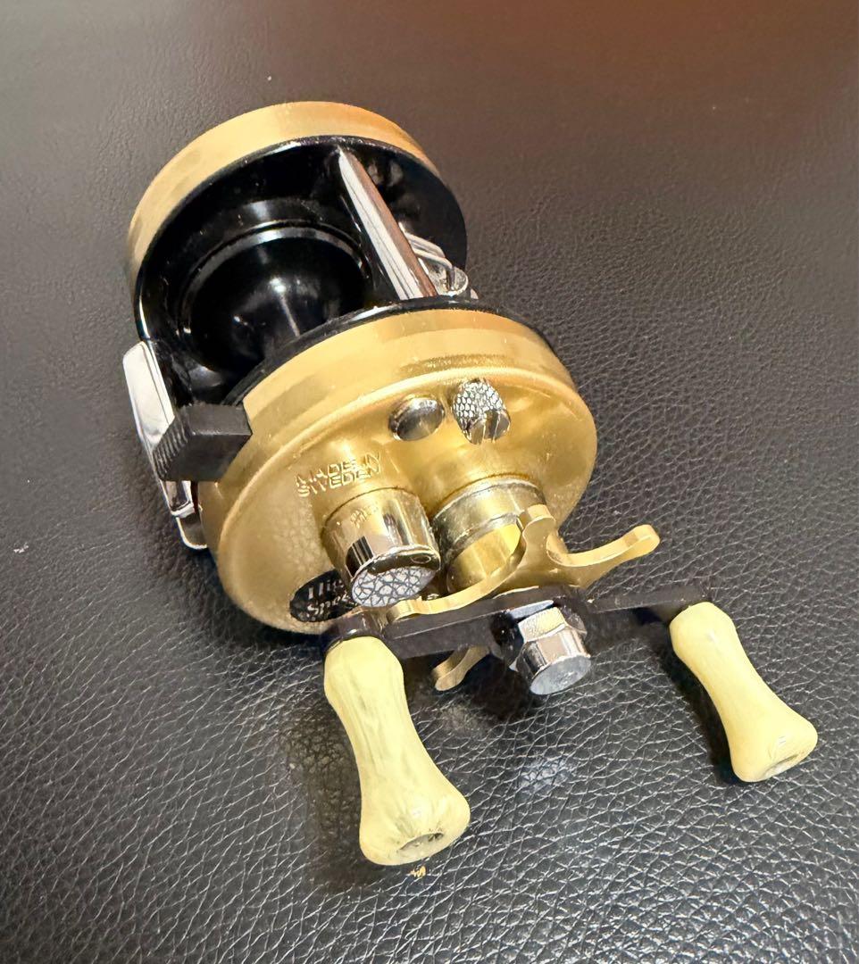 Abu 2500CI シャンパンゴールド　Availドラグ付き 3.9万スタート