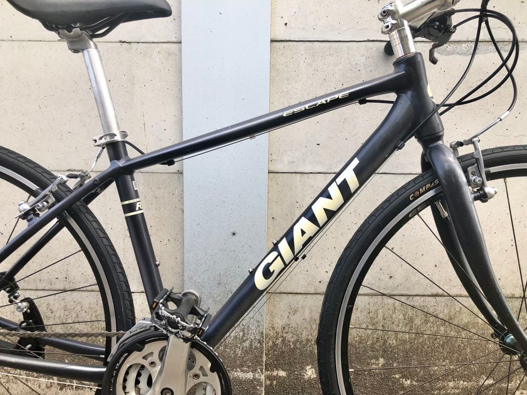 【美品・整備済】GIANT ESCAPE R3 24速 クロスバイク CT430