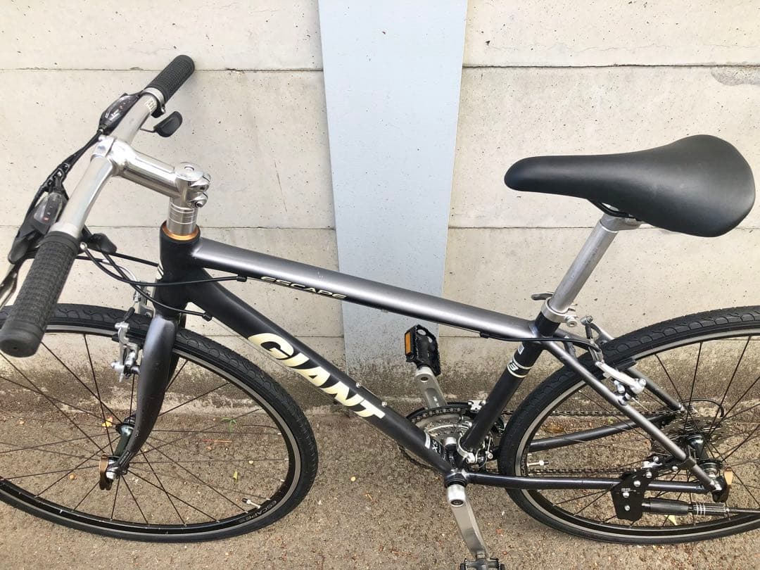 【美品・整備済】GIANT ESCAPE R3 24速 クロスバイク CT430