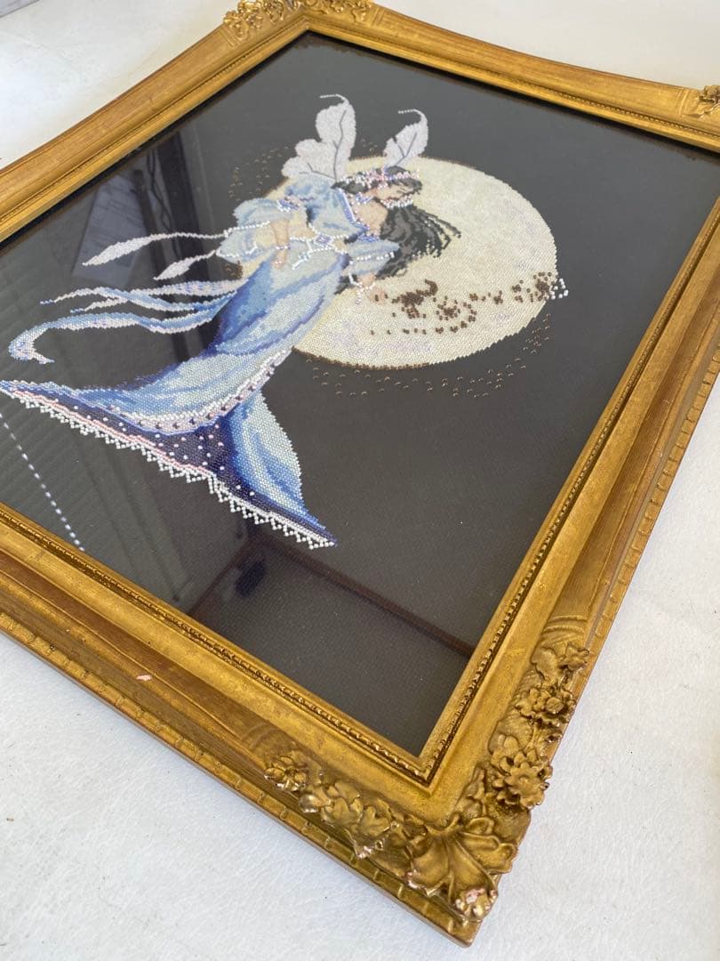 妖精と月の刺繍　額入り　Moon Fairy Spirit クロスステッチ