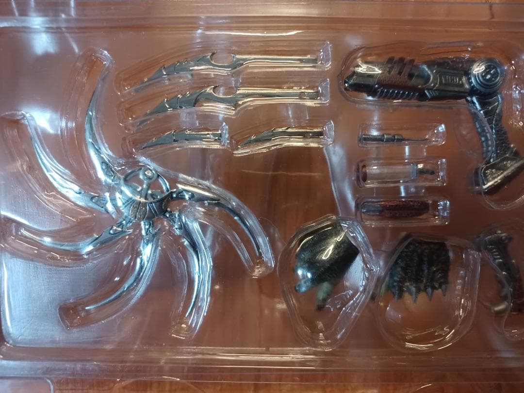 【未使用】ウルフプレデター ホットトイズ 重装備版 AVP 本体美品