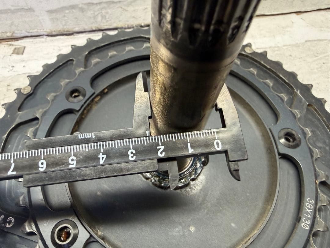 ROTOR エアロクランクセット