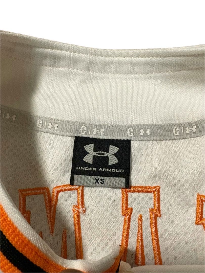 希少！UNDER ARMOUR 読売ジャイアンツ 坂本勇人 レプリカユニフォーム