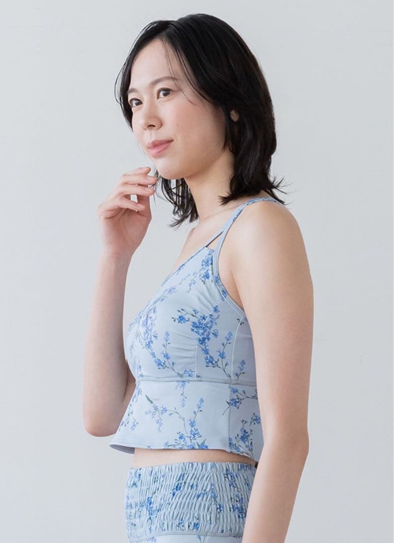 ✩新品未使用✩【SUKALA】スプリングフラワーフレアブラトップ Mサイズ