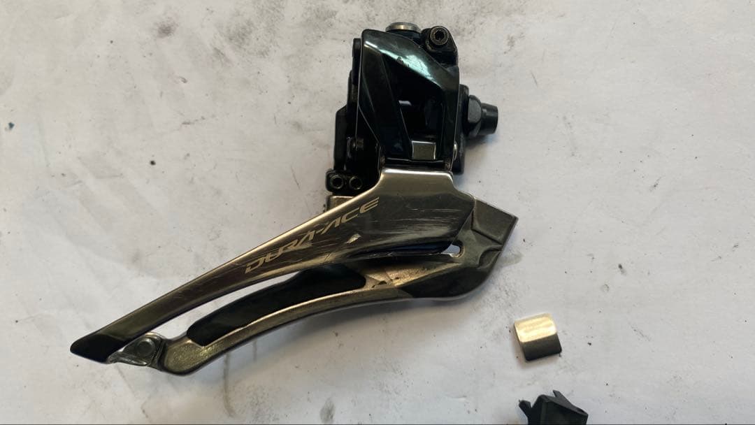 shimano fd-r9100 フロントディレイラー
