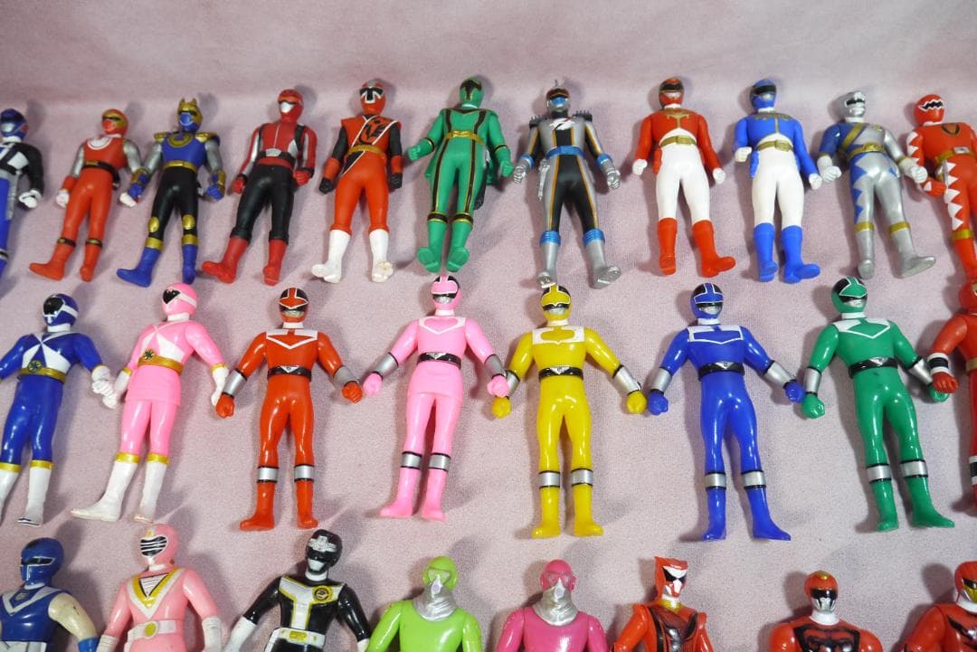 スーパー戦隊シリーズ　ミニソフビ　90体
