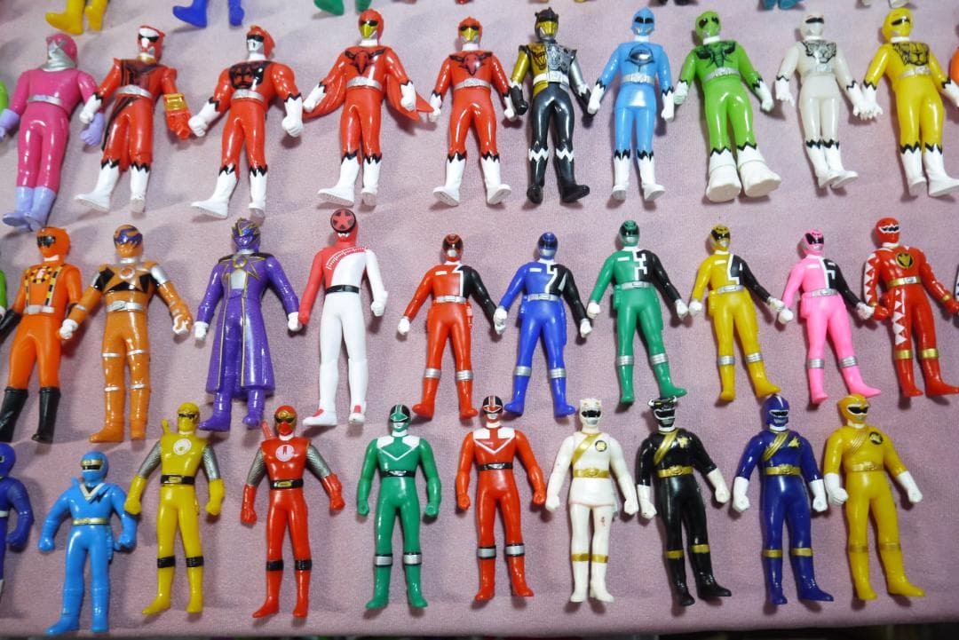 スーパー戦隊シリーズ　ミニソフビ　90体