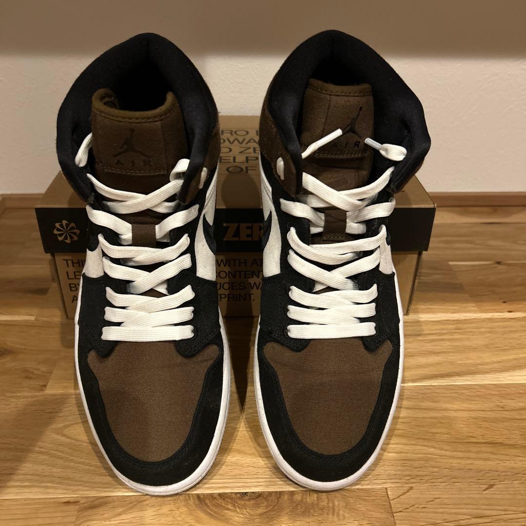 シューズ(男性用) WMNS AIR JORDAN 1 MID SE