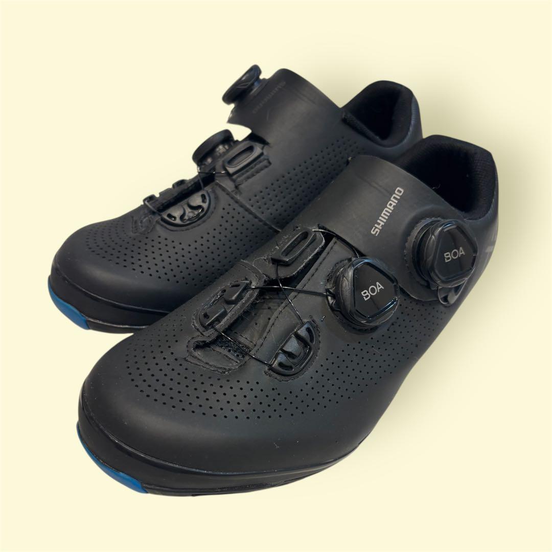 【美品】SHIMANO SHXC701M L01 39E 24.5cm