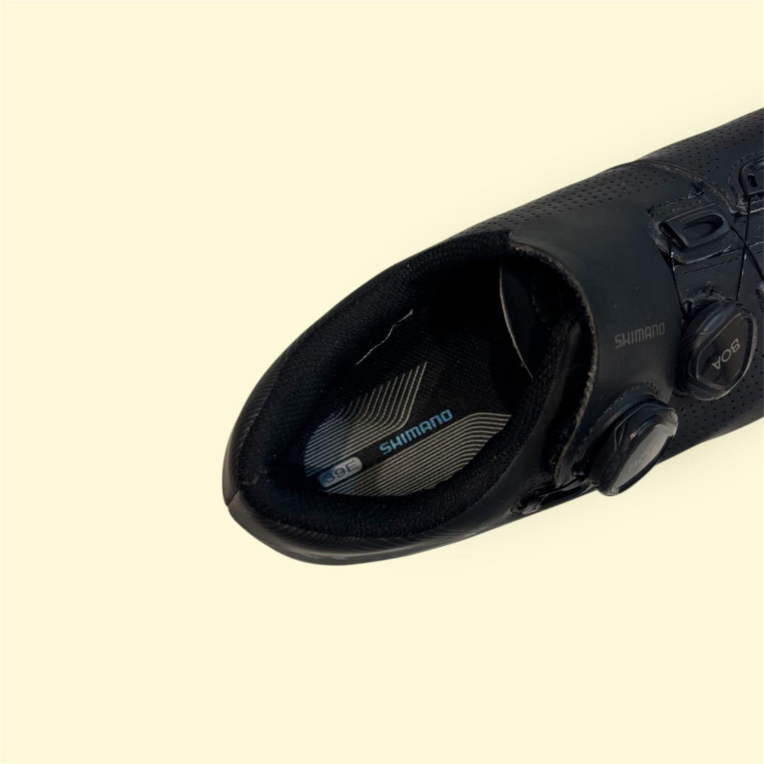 【美品】SHIMANO SHXC701M L01 39E 24.5cm