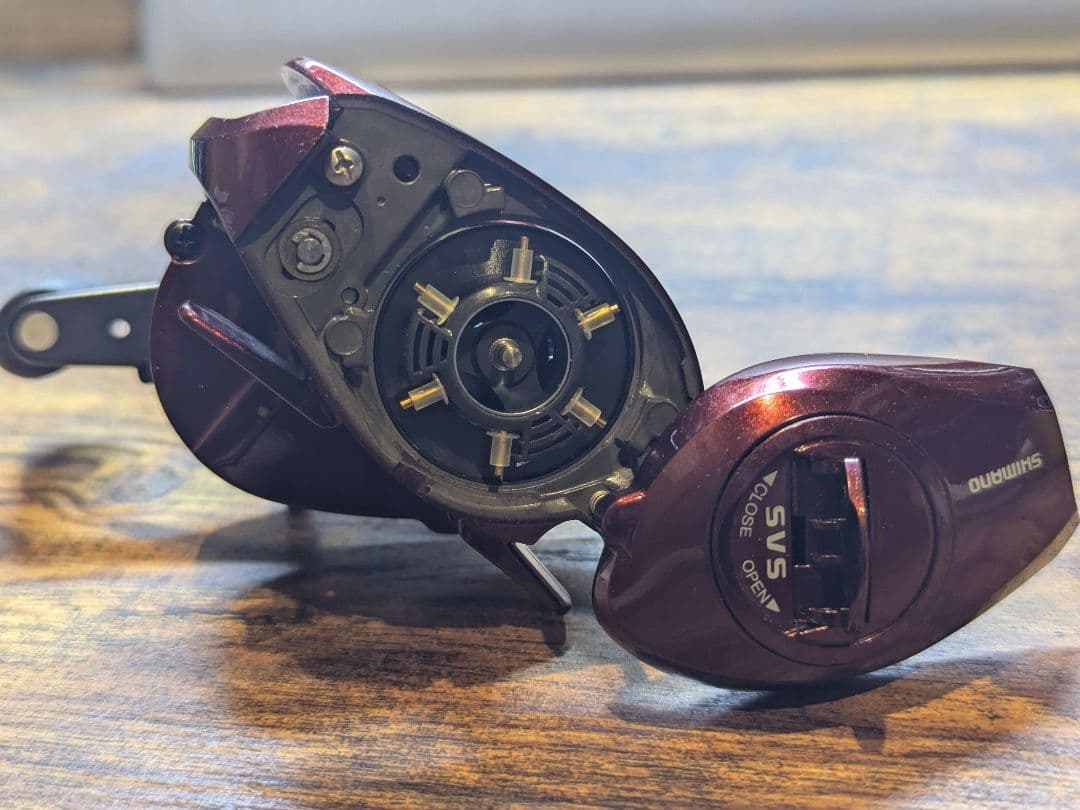 シマノスコーピオンXT1000　右