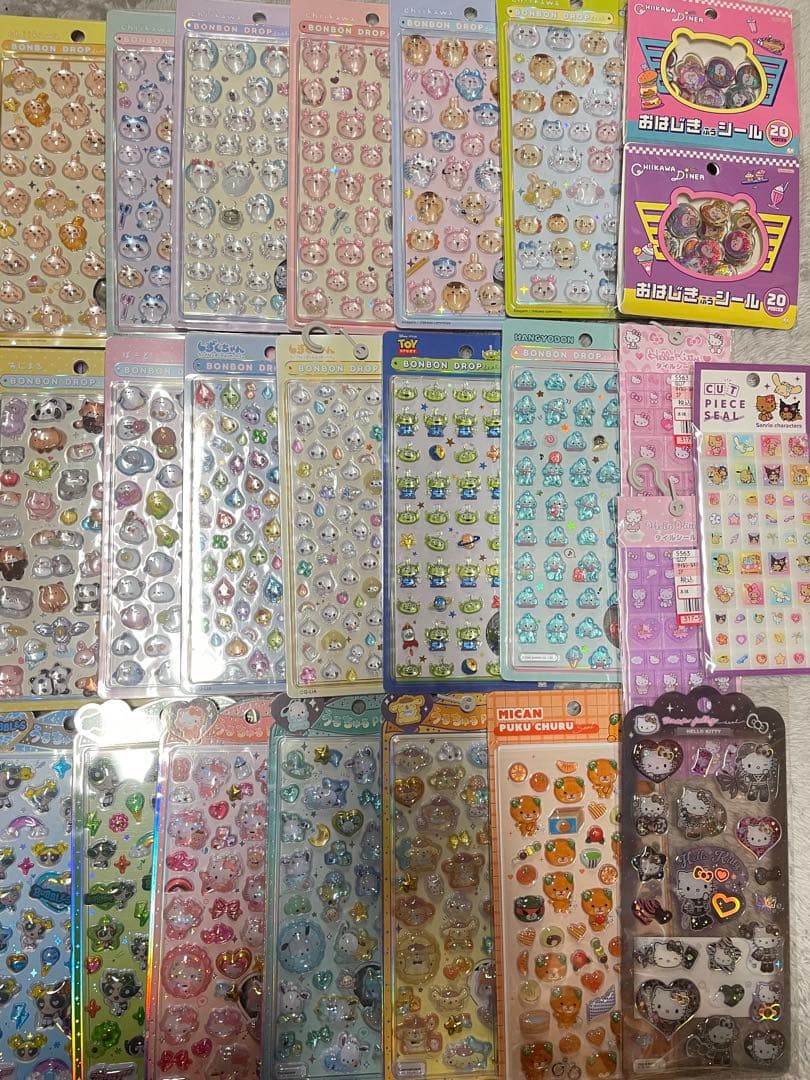 【正規品】ボンボンドロップシール　うるちゅる　ちいかわ　イオン限定　３０点