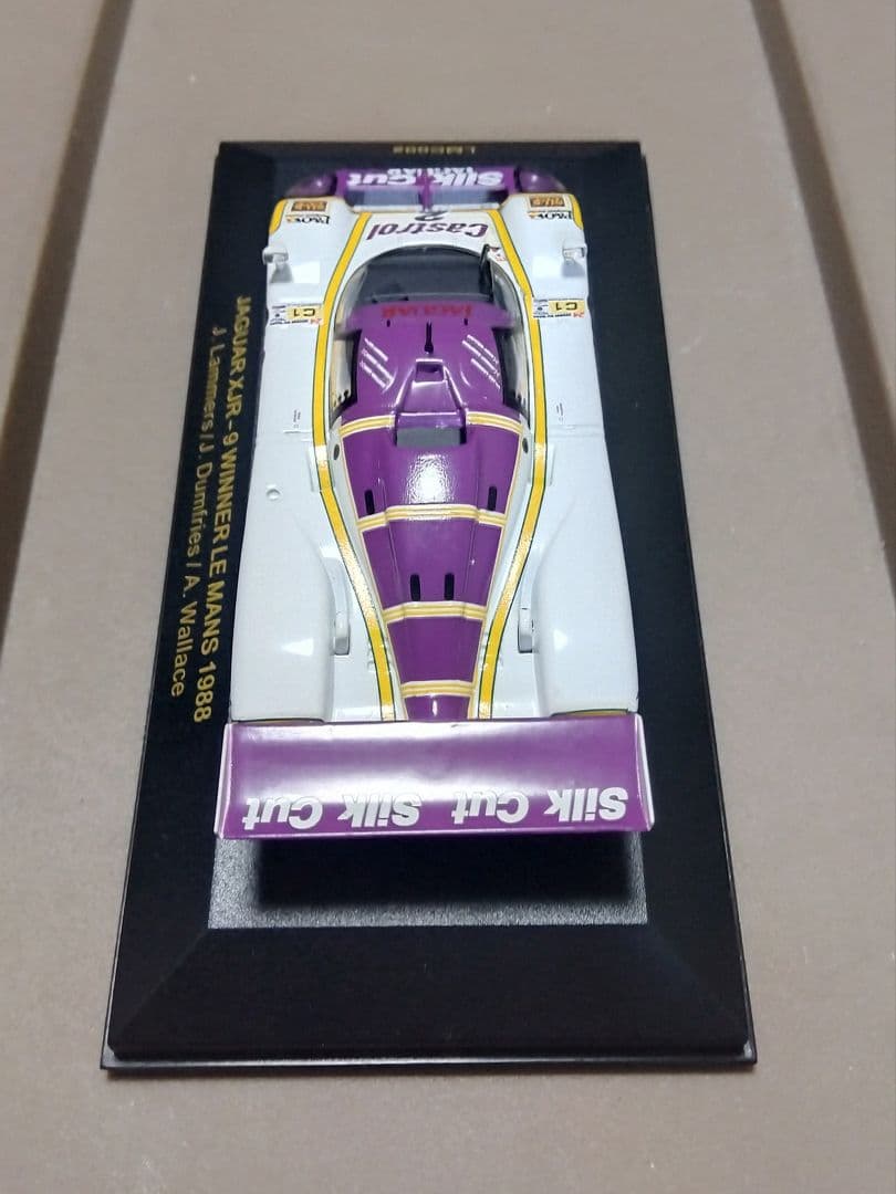 1988 ルマンウイナーJaguar XJR-9 Silk Cut 1/43