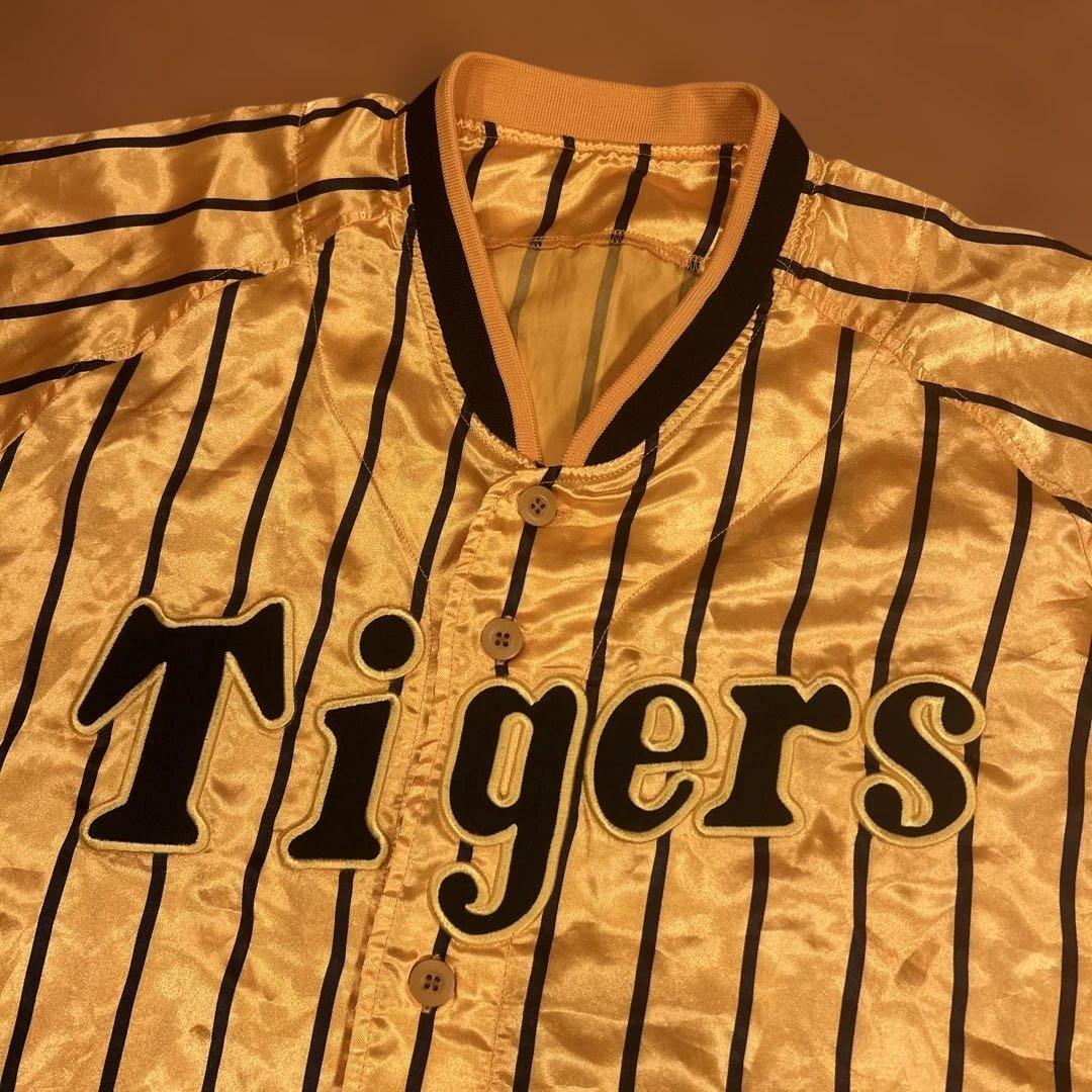 阪神タイガース ゴールドユニフォーム　猛虎烈伝全巻購入者特典