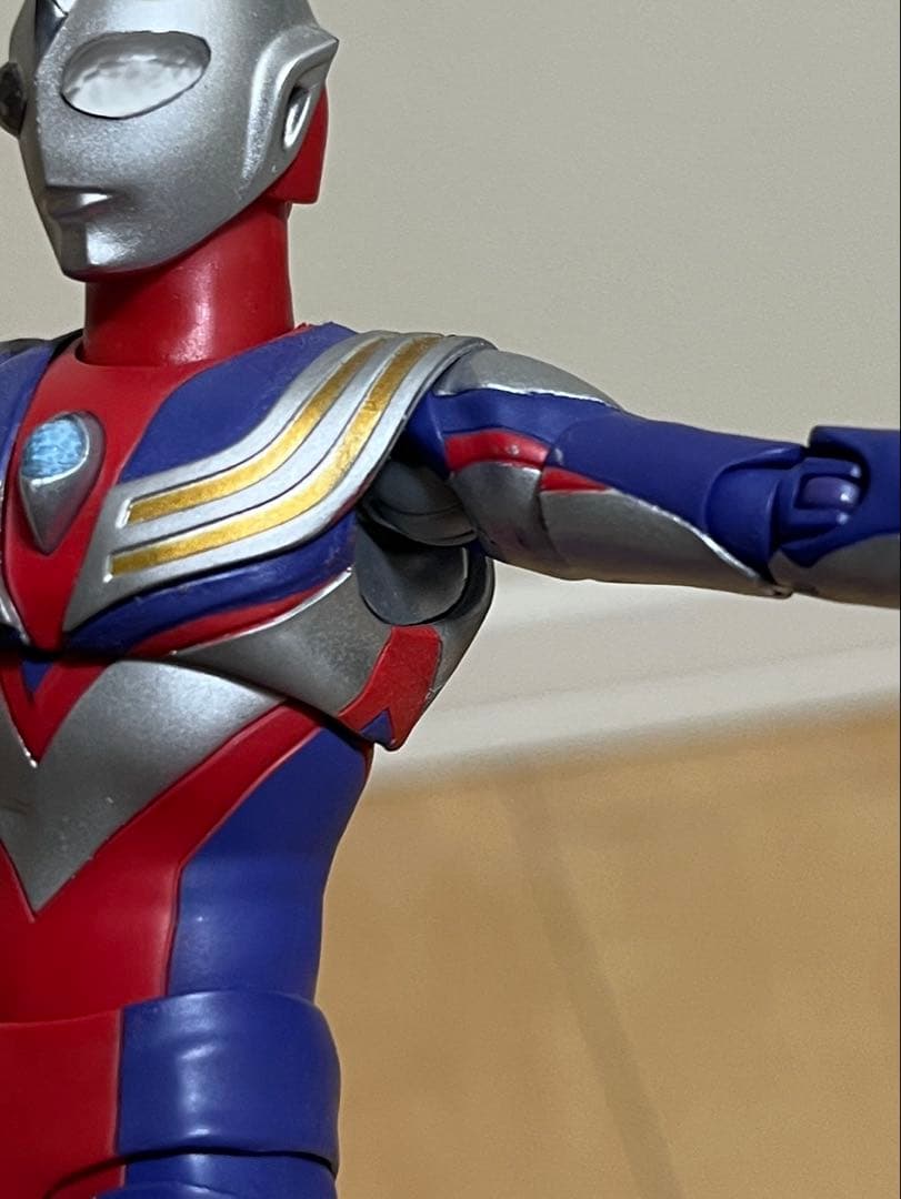 s.h figuartsウルトラマンセット ティガ ダイナ ガイアグリッドマン