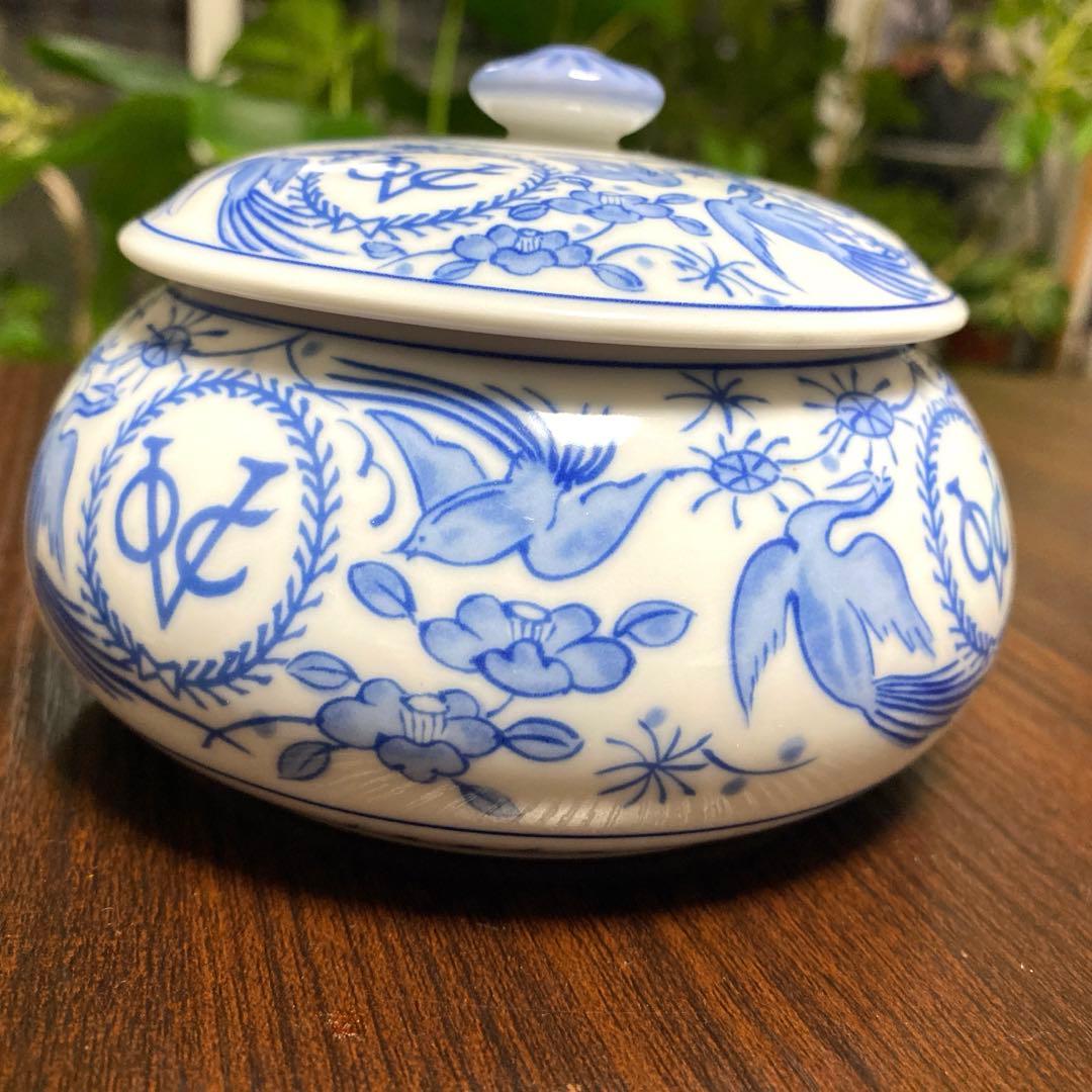 其泉　蓋付小鉢　小物入れ　　　　　　　シュガーポット　花鳥柄