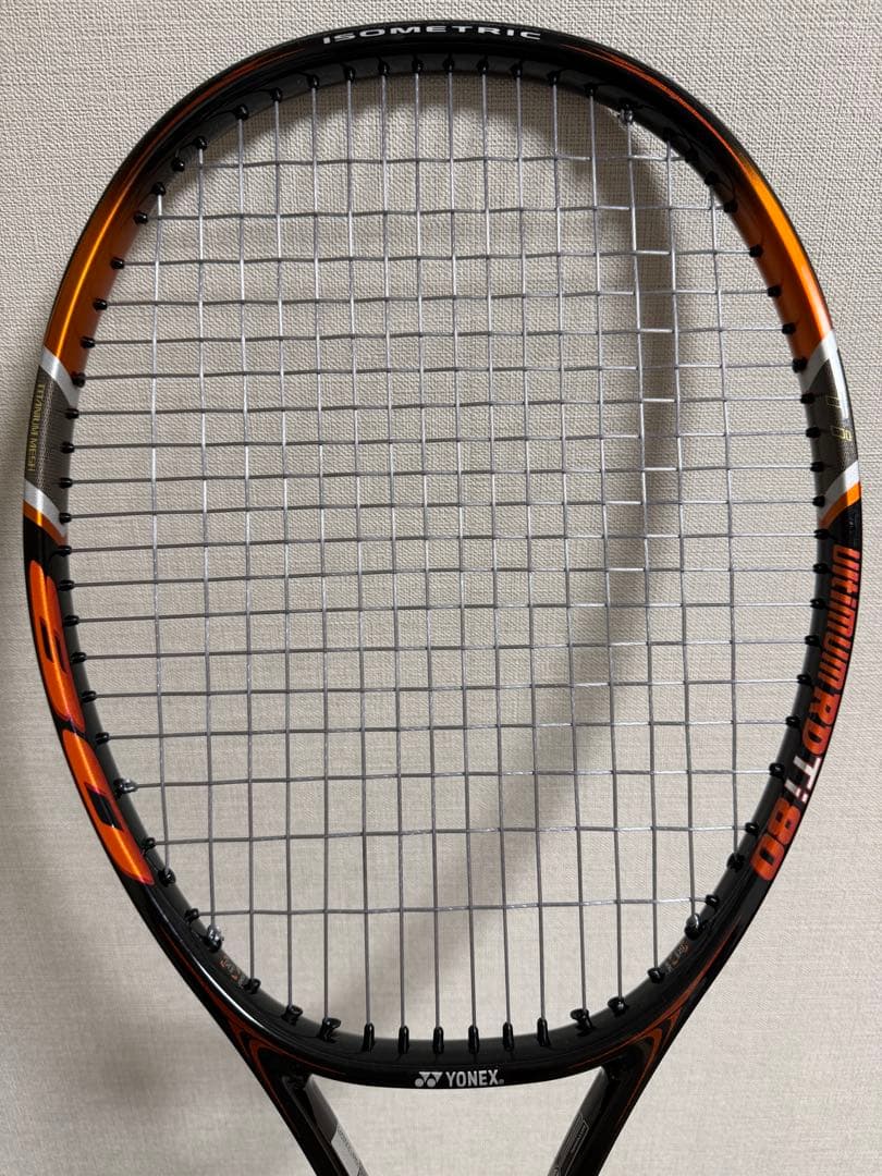 【極美品】ヨネックス Ultimum RD Ti 80 UL2 (2本)