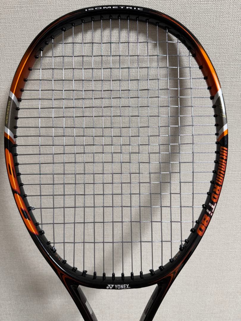 【極美品】ヨネックス Ultimum RD Ti 80 UL2 (2本)
