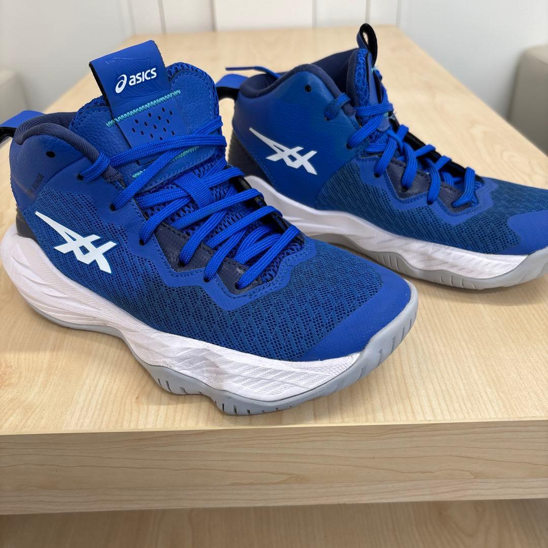 asics バスケットボールシューズ ハイカット 青　22.5㎝
