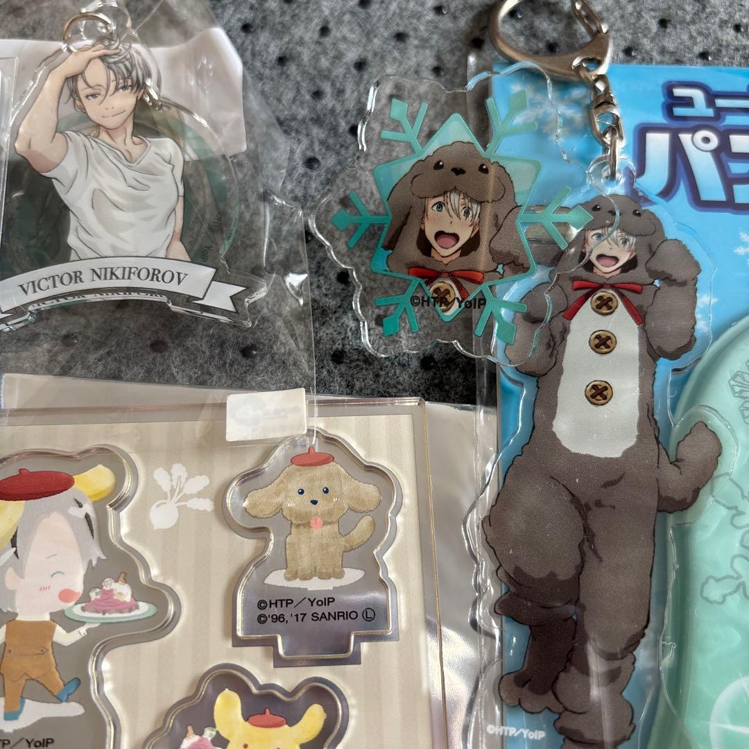 ユーリ on ICE!!! ヴィクトル 非売品メダル アクスタ 23点セット