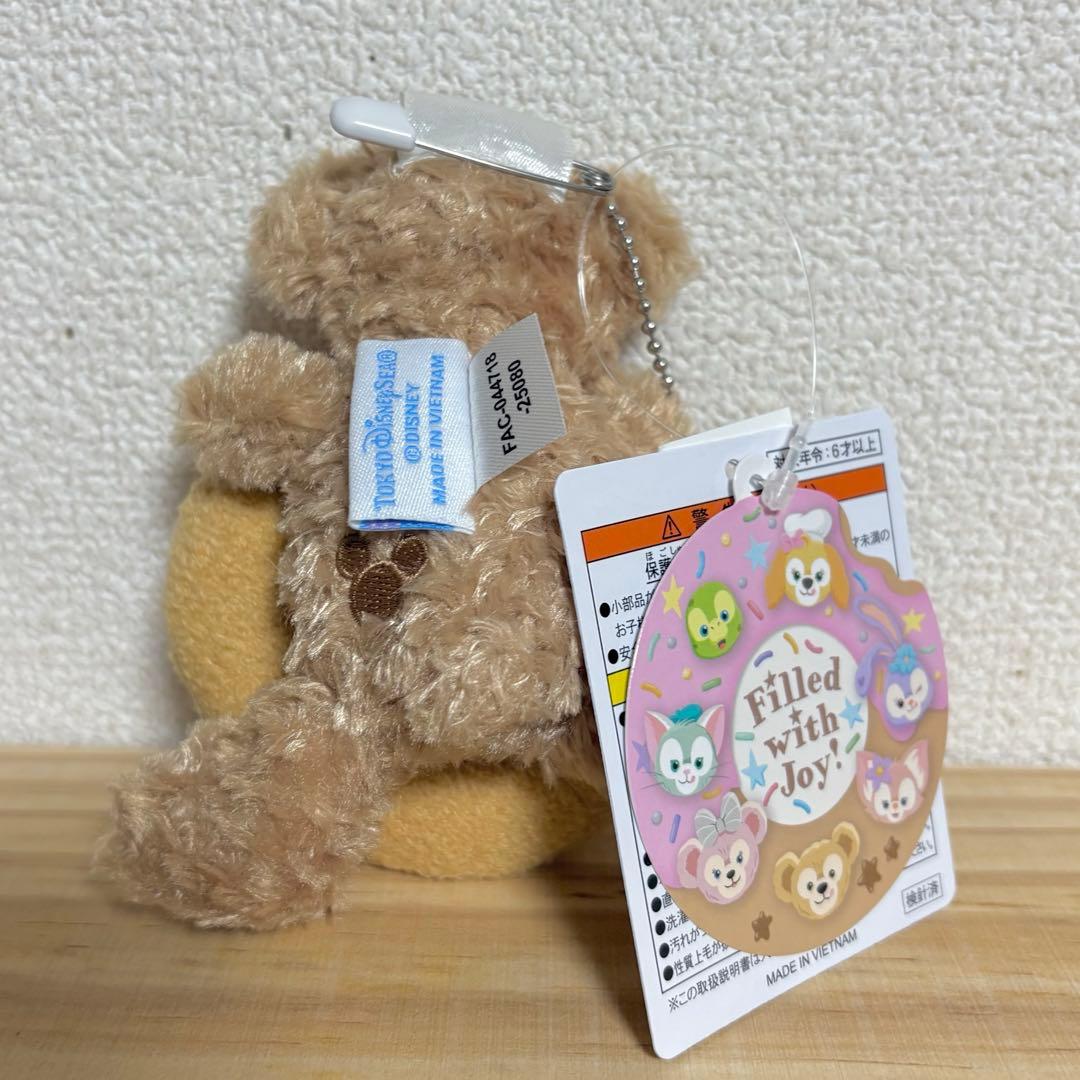 ダッフィー ドーナツ　フィルドウィズジョイ　ぬいぐるみバッジ　ステラルー