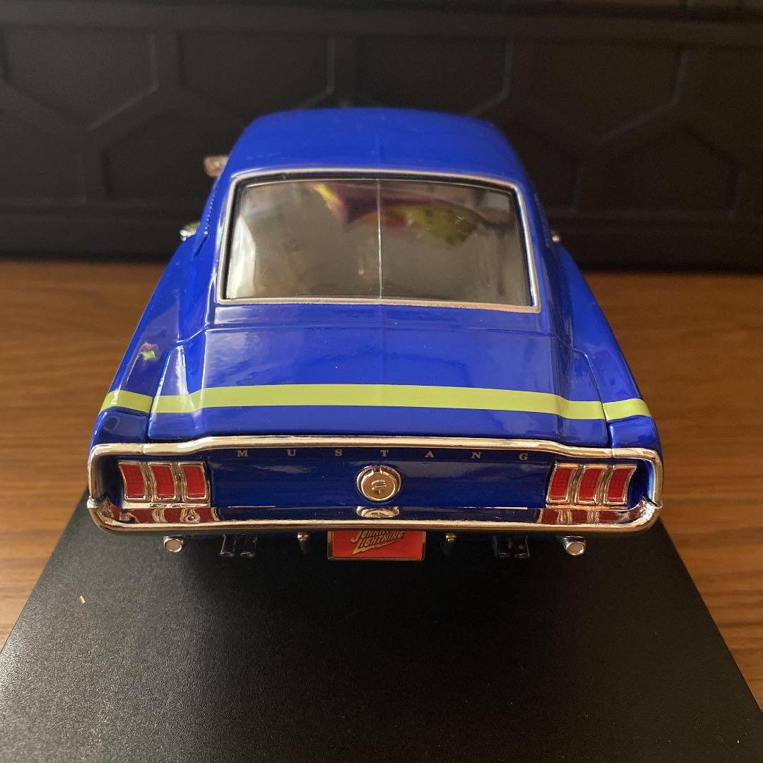 ミニカー JOHNNY LIGHTNING 1967 Ford mustang 1/18
