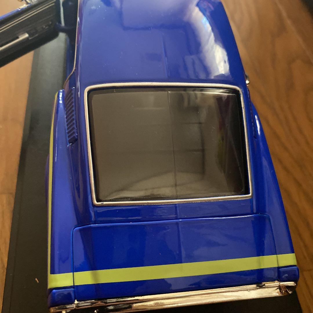ミニカー JOHNNY LIGHTNING 1967 Ford mustang 1/18
