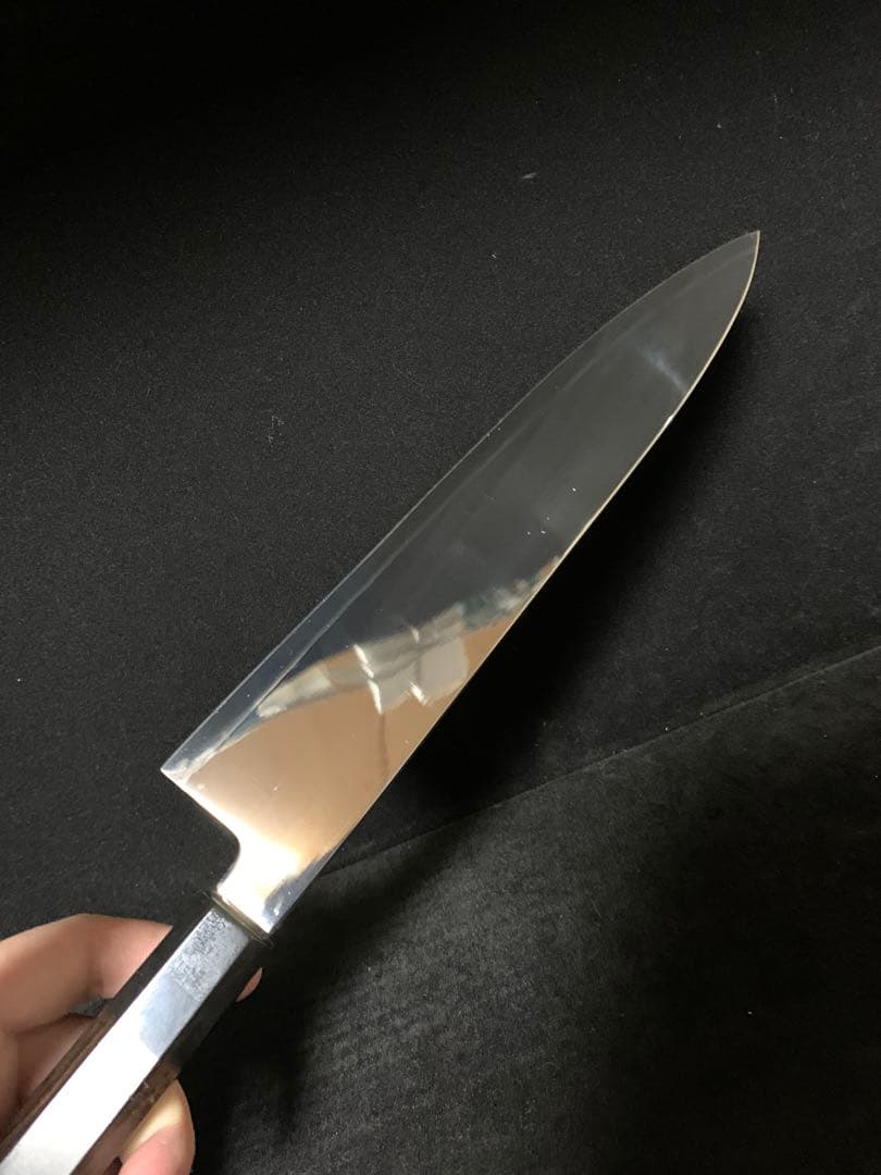 包丁　和牛刀　ハ寸　三枚打　鏡面研磨　切味抜群　箱付　未使用品