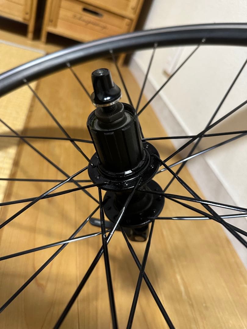 Bontrager AFFINITY TLR アルミホイール　タイヤチューブ付き