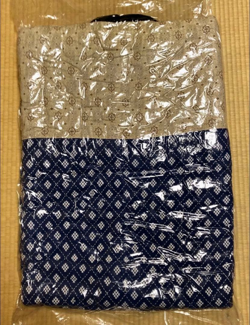 袖付布団　かい巻き　(青)