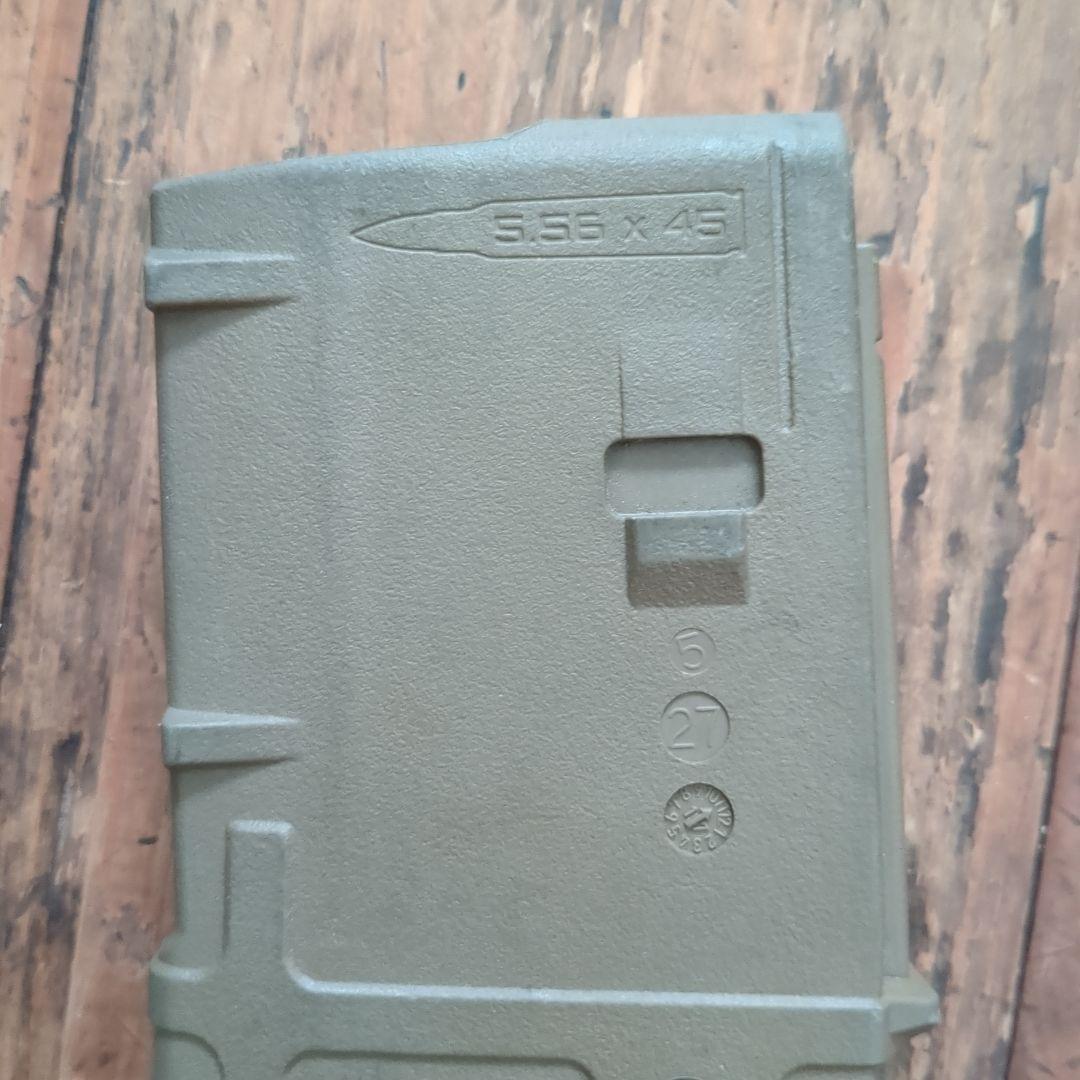 米軍 MAGPUL PMAG M4 両窓　5.56mm 30連 マガジン　④