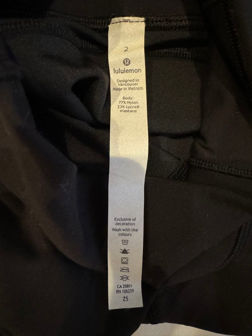 【 ルルレモン lululemon 】 レギンス ブラック サイズ2 匿名配送